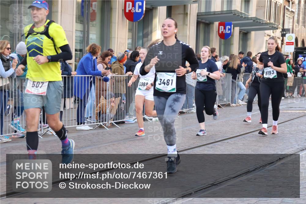 06.10.2024 - 19. swb-Marathon Bremen Strokosch-Dieckow http://msf.ph/oto/7467361 06.10.2024 13:59:24 Laufen 80, 116, 406, 507, 811, 911, 1061, 1282, 1386, 1395, 2068, 2327, 2434, 3034, 3075, 3088, 3119, 3161, 3276, 3481, 3919, 4616, 4816, 4913, 4937, 5064, 5125, 5495, 5741, 5776, 5787, 5968, 6177, 6193, 6203, 6669, 6790, 6821, 6898 meine-sportfotos.de