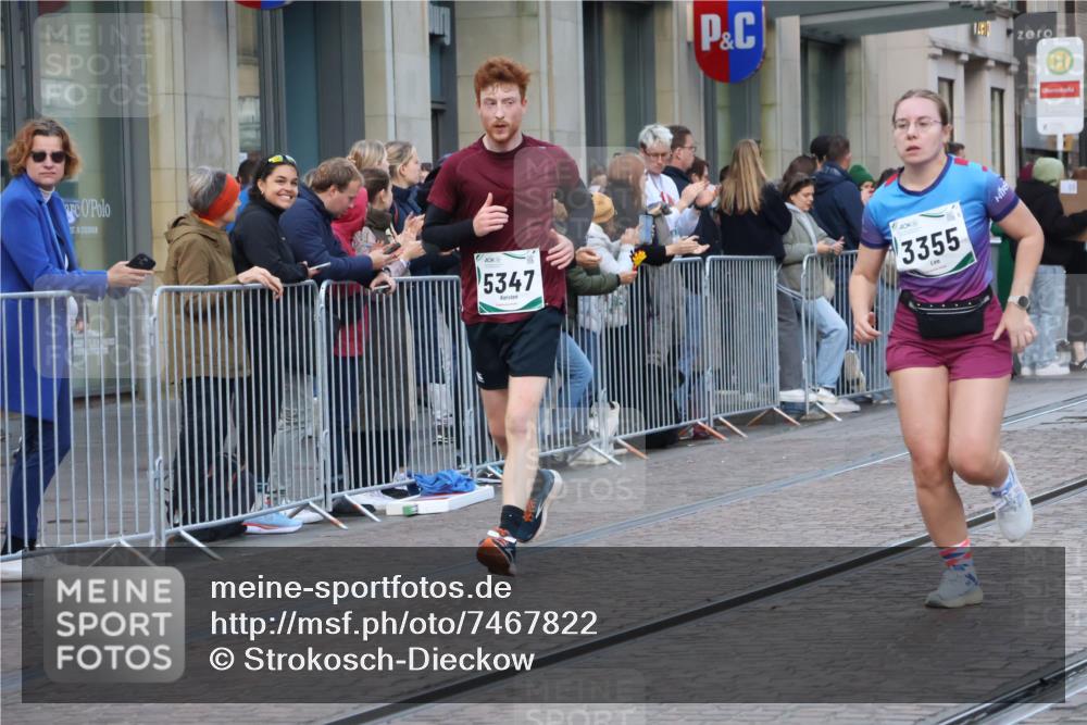 06.10.2024 - 19. swb-Marathon Bremen Strokosch-Dieckow http://msf.ph/oto/7467822 06.10.2024 14:00:37 Laufen 719, 765, 832, 1166, 2047, 2056, 2760, 2789, 3094, 3312, 3332, 3355, 3695, 3749, 3877, 4060, 4627, 4650, 5347, 5417, 6156 meine-sportfotos.de