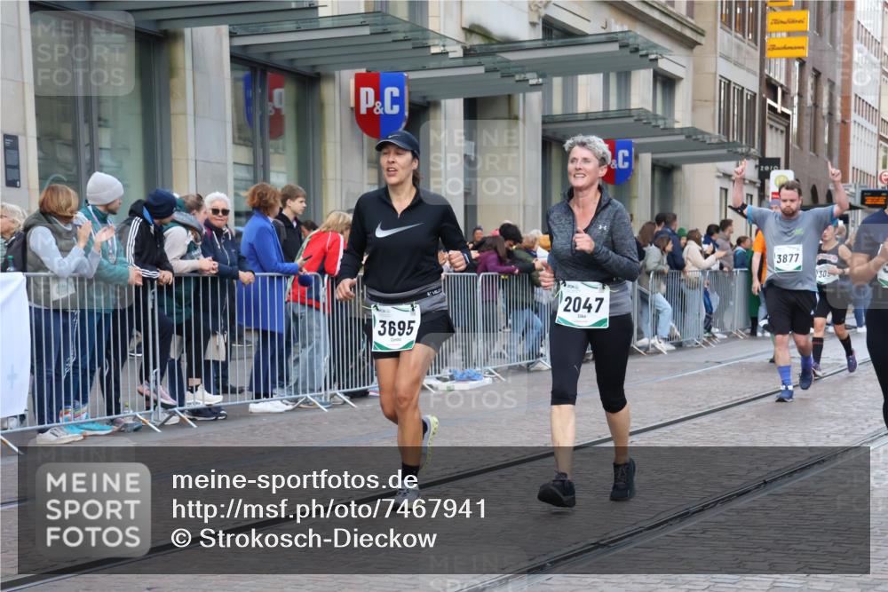 06.10.2024 - 19. swb-Marathon Bremen Strokosch-Dieckow http://msf.ph/oto/7467941 06.10.2024 14:00:55 Laufen 719, 765, 832, 1166, 2047, 2056, 2717, 2760, 2789, 3085, 3094, 3309, 3310, 3312, 3695, 3749, 3831, 3835, 3877, 4060, 4627, 4650, 5417, 6156, 6168, 6455, 6640 meine-sportfotos.de
