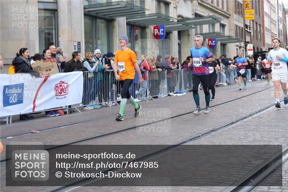 06.10.2024 - 19. swb-Marathon Bremen Strokosch-Dieckow http://msf.ph/oto/7467985 06.10.2024 14:01:02 Laufen 832, 1166, 1205, 1616, 2047, 2056, 2570, 2717, 2760, 3085, 3094, 3309, 3310, 3695, 3749, 3831, 3835, 3877, 4060, 4483, 6156, 6168, 6267, 6455, 6640 meine-sportfotos.de