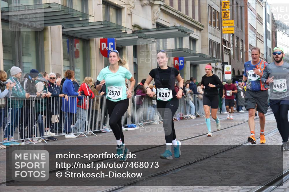 06.10.2024 - 19. swb-Marathon Bremen Strokosch-Dieckow http://msf.ph/oto/7468073 06.10.2024 14:01:34 Laufen 311, 974, 1205, 1616, 2027, 2054, 2570, 2588, 3659, 3742, 4086, 4320, 4341, 4343, 4483, 4746, 4825, 5003, 5563, 5778, 6178, 6267, 6291, 6326, 6530, 6977 meine-sportfotos.de