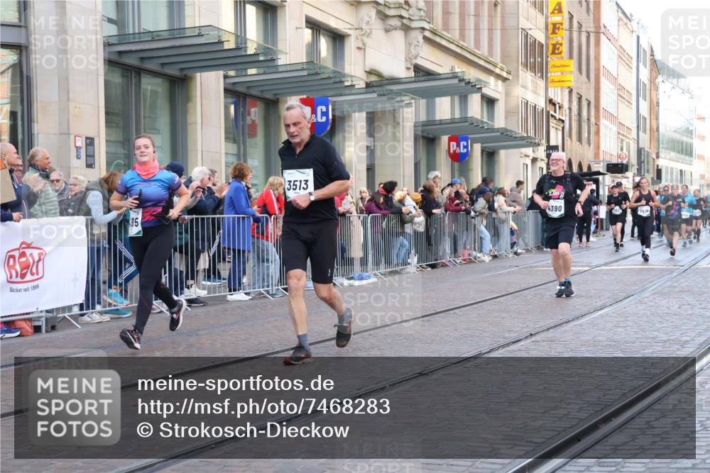 06.10.2024 - 19. swb-Marathon Bremen Strokosch-Dieckow http://msf.ph/oto/7468283 06.10.2024 14:02:12 Laufen 119, 152, 167, 311, 844, 1340, 1610, 2357, 2362, 3002, 3419, 3513, 3562, 3627, 3742, 4199, 4220, 4326, 4385, 4390, 4925, 4949, 5010, 5178, 5484, 5586, 5597, 5826, 5841, 5980, 6279, 6321 meine-sportfotos.de