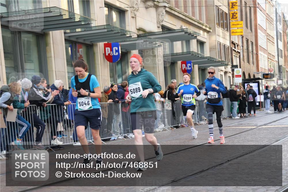 06.10.2024 - 19. swb-Marathon Bremen Strokosch-Dieckow http://msf.ph/oto/7468851 06.10.2024 14:03:32 Laufen 196, 467, 661, 961, 1213, 1214, 2186, 2189, 2352, 2612, 2745, 2766, 2838, 2896, 3025, 3134, 3741, 3841, 3908, 3952, 3953, 3978, 4250, 4287, 4392, 4544, 4639, 4720, 4959, 5046, 5089, 5269, 5479, 5579, 6645 meine-sportfotos.de