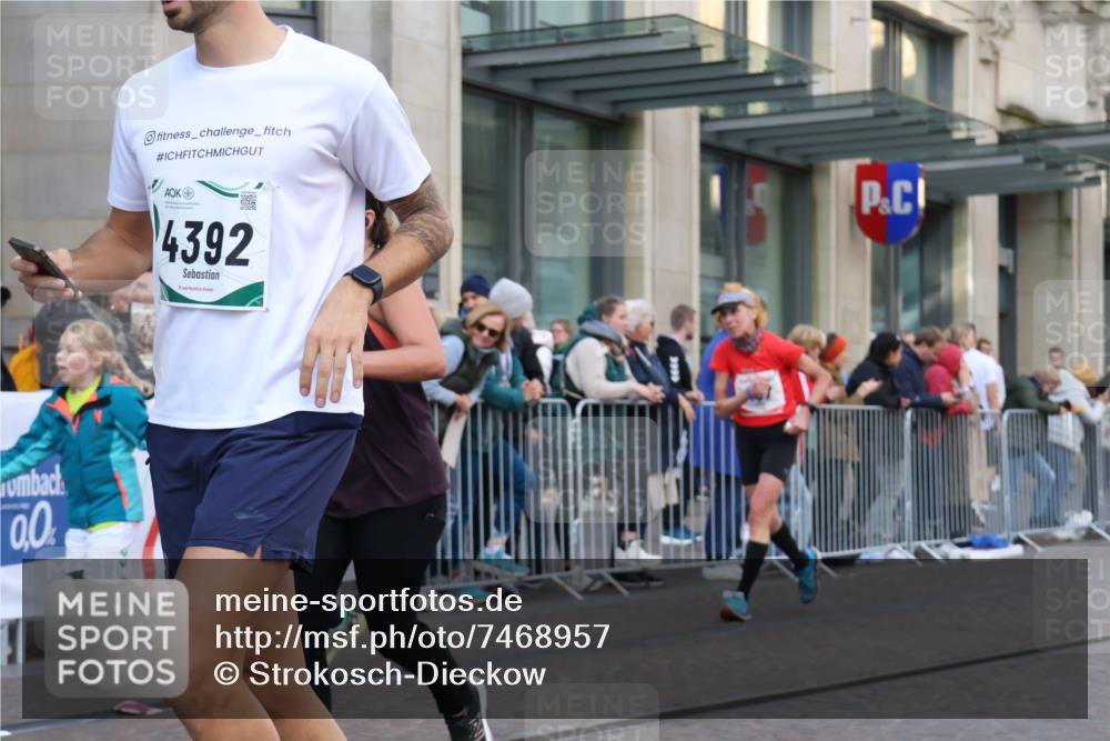 06.10.2024 - 19. swb-Marathon Bremen Strokosch-Dieckow http://msf.ph/oto/7468957 06.10.2024 14:03:53 Laufen 196, 467, 661, 792, 934, 1034, 1214, 2186, 2189, 2352, 2387, 2612, 2745, 2766, 2776, 2838, 2896, 3134, 3741, 3908, 3952, 3953, 3964, 3978, 4055, 4392, 4544, 4639, 4720, 5206, 5261, 5479, 5680, 6002, 6337, 6485, 6645 meine-sportfotos.de