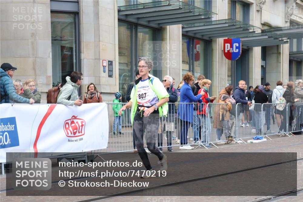 06.10.2024 - 19. swb-Marathon Bremen Strokosch-Dieckow http://msf.ph/oto/7470219 06.10.2024 14:10:09 Laufen 284, 455, 463, 679, 845, 907, 1458, 1514, 2211, 2798, 5102, 5194, 5200, 5652, 5931, 5936, 6015, 6016, 6134, 6614 meine-sportfotos.de
