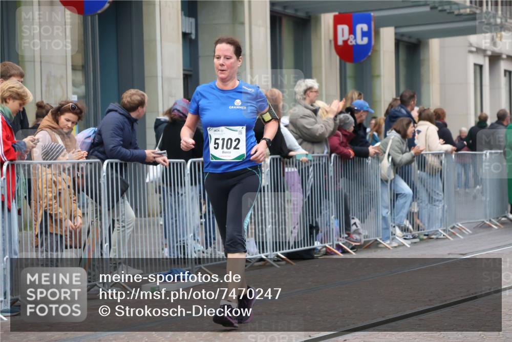 06.10.2024 - 19. swb-Marathon Bremen Strokosch-Dieckow http://msf.ph/oto/7470247 06.10.2024 14:10:20 Laufen 455, 463, 787, 845, 907, 1458, 2211, 4323, 5102, 5194, 5711, 5931, 5936, 6614 meine-sportfotos.de