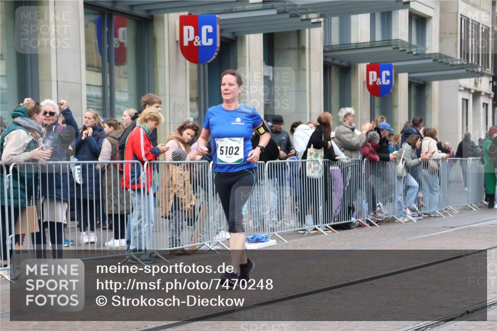 06.10.2024 - 19. swb-Marathon Bremen Strokosch-Dieckow http://msf.ph/oto/7470248 06.10.2024 14:10:21 Laufen 455, 463, 787, 845, 907, 1458, 2211, 4139, 4323, 5102, 5194, 5711, 5931, 5936, 6614 meine-sportfotos.de