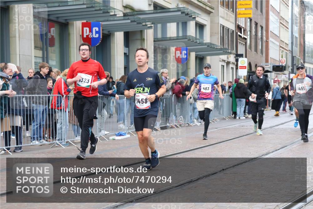 06.10.2024 - 19. swb-Marathon Bremen Strokosch-Dieckow http://msf.ph/oto/7470294 06.10.2024 14:10:35 Laufen 455, 463, 787, 845, 1458, 1473, 1481, 1672, 4139, 4323, 4537, 4963, 5102, 5194, 5711, 5931, 6356, 6614, 6624 meine-sportfotos.de