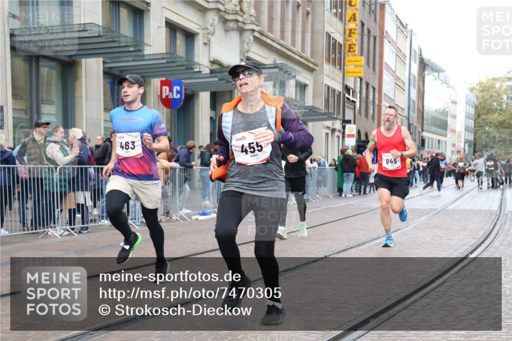 06.10.2024 - 19. swb-Marathon Bremen Strokosch-Dieckow http://msf.ph/oto/7470305 06.10.2024 14:10:38 Laufen 455, 463, 787, 845, 1458, 1473, 1481, 1672, 2790, 4139, 4323, 4516, 4537, 4963, 5711, 5931, 6356, 6624 meine-sportfotos.de
