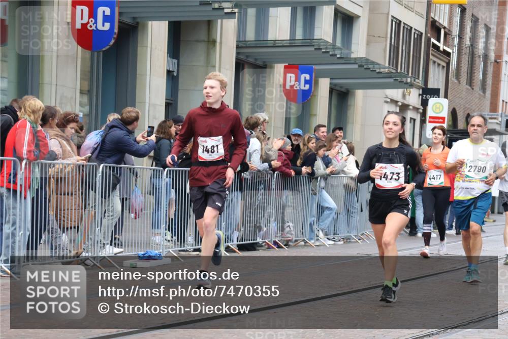 06.10.2024 - 19. swb-Marathon Bremen Strokosch-Dieckow http://msf.ph/oto/7470355 06.10.2024 14:11:01 Laufen 920, 1461, 1473, 1481, 1672, 2790, 2905, 2924, 3176, 3177, 4139, 4417, 4447, 4450, 4516, 4537, 4963, 5472, 6356, 6624 meine-sportfotos.de