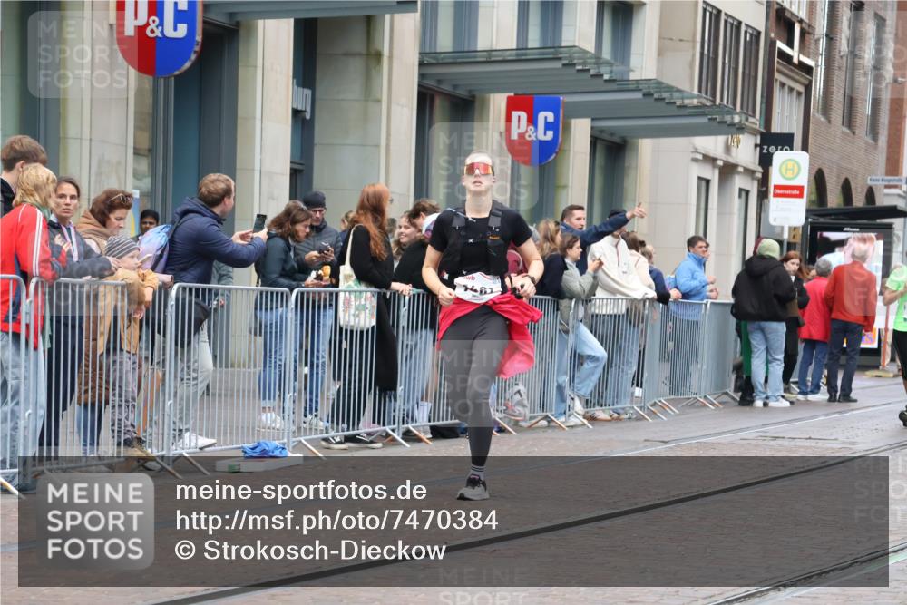 06.10.2024 - 19. swb-Marathon Bremen Strokosch-Dieckow http://msf.ph/oto/7470384 06.10.2024 14:11:09 Laufen 920, 1461, 1473, 1481, 1672, 2790, 2905, 2924, 3176, 3177, 4417, 4447, 4450, 4516, 5193, 5472, 6138, 6356, 6624 meine-sportfotos.de