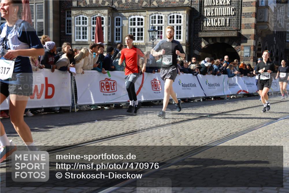 06.10.2024 - 19. swb-Marathon Bremen Strokosch-Dieckow http://msf.ph/oto/7470976 06.10.2024 13:54:15 Ziel 118, 1437, 1544, 2086, 2143, 2391, 2482, 2989, 3219, 3400, 3433, 3538, 3851, 3913, 3979, 4229, 4428, 4464, 4910, 5022, 5109, 5186, 5395, 5698, 5947, 6040, 6070, 6317, 6585 meine-sportfotos.de