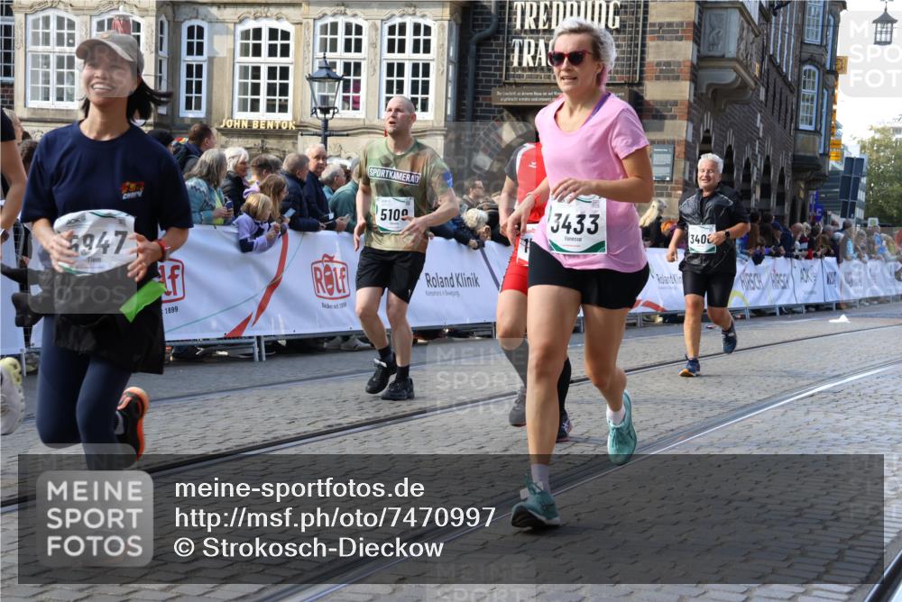06.10.2024 - 19. swb-Marathon Bremen Strokosch-Dieckow http://msf.ph/oto/7470997 06.10.2024 13:54:28 Ziel 1437, 1544, 1596, 1627, 1628, 2086, 2143, 2482, 2989, 3219, 3400, 3413, 3433, 3971, 4464, 4629, 5022, 5109, 5150, 5395, 5942, 5943, 5947, 6999 meine-sportfotos.de