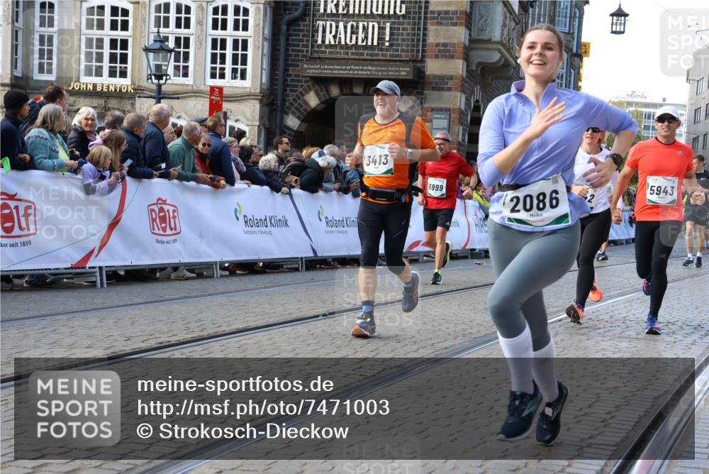 06.10.2024 - 19. swb-Marathon Bremen Strokosch-Dieckow http://msf.ph/oto/7471003 06.10.2024 13:54:32 Ziel 1544, 1596, 1627, 1628, 2086, 2101, 3219, 3400, 3413, 3433, 3971, 4629, 4632, 5109, 5150, 5942, 5943, 5947, 6999 meine-sportfotos.de