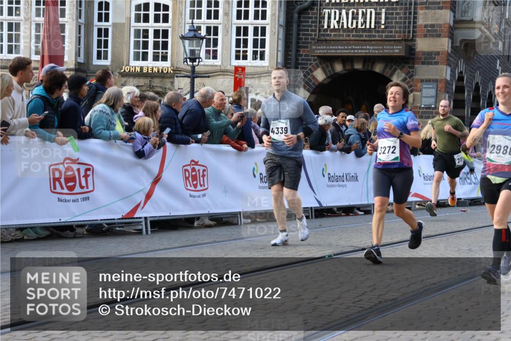 06.10.2024 - 19. swb-Marathon Bremen Strokosch-Dieckow http://msf.ph/oto/7471022 06.10.2024 13:54:52 Ziel 693, 834, 1374, 2194, 2384, 2649, 2916, 2986, 3040, 3272, 3308, 3551, 3575, 3823, 4277, 5044, 5353, 5507, 6130, 6165 meine-sportfotos.de