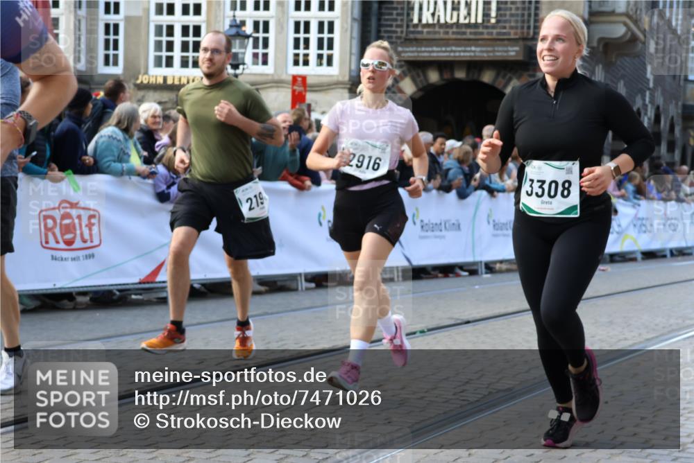 06.10.2024 - 19. swb-Marathon Bremen Strokosch-Dieckow http://msf.ph/oto/7471026 06.10.2024 13:54:54 Ziel 424, 693, 834, 1374, 2194, 2384, 2649, 2916, 2986, 3040, 3272, 3308, 3504, 3551, 3575, 3823, 4277, 5044, 5353, 5418, 5507, 5535, 6130, 6165, 6556 meine-sportfotos.de