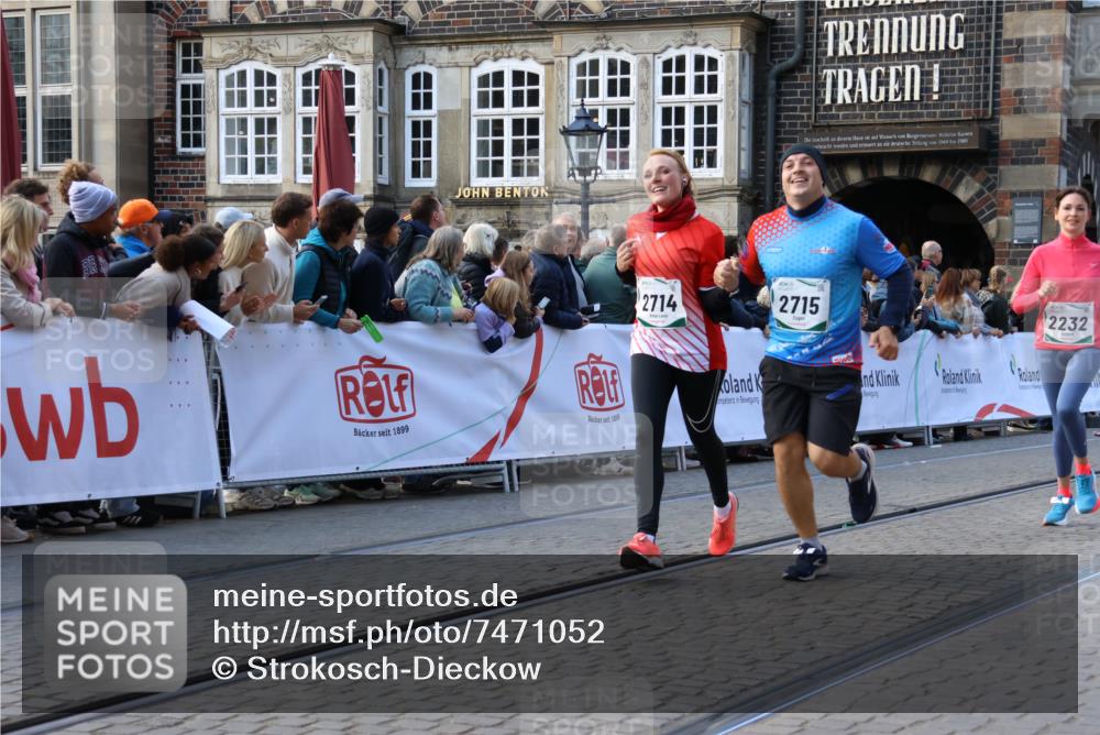 06.10.2024 - 19. swb-Marathon Bremen Strokosch-Dieckow http://msf.ph/oto/7471052 06.10.2024 13:55:15 Ziel 424, 643, 2059, 2121, 2232, 2275, 2700, 2714, 2715, 3010, 3081, 3204, 3541, 3664, 3730, 3761, 3987, 4123, 4230, 4383, 4750, 5344, 5535, 6558, 6887 meine-sportfotos.de