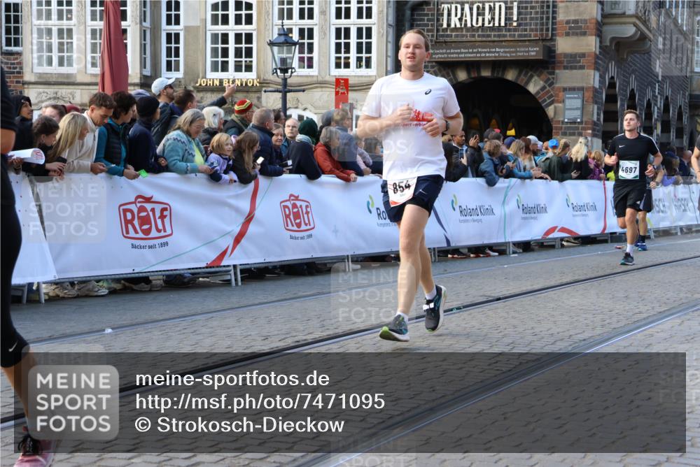 06.10.2024 - 19. swb-Marathon Bremen Strokosch-Dieckow http://msf.ph/oto/7471095 06.10.2024 13:56:03 Ziel 289, 573, 582, 854, 945, 1004, 1051, 1177, 1199, 1329, 2131, 2140, 3090, 3224, 4247, 4310, 4697, 5866, 5948 meine-sportfotos.de