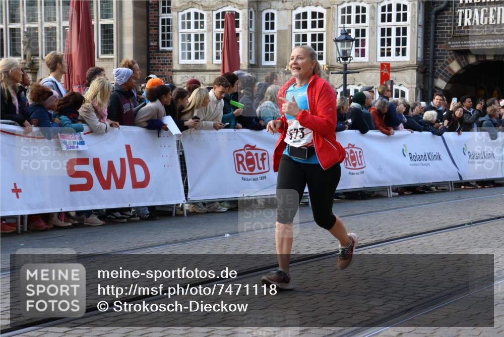 06.10.2024 - 19. swb-Marathon Bremen Strokosch-Dieckow http://msf.ph/oto/7471118 06.10.2024 13:56:15 Ziel 573, 1051, 1177, 1253, 1329, 2178, 2721, 3090, 3224, 4310, 4474, 5500, 5948 meine-sportfotos.de