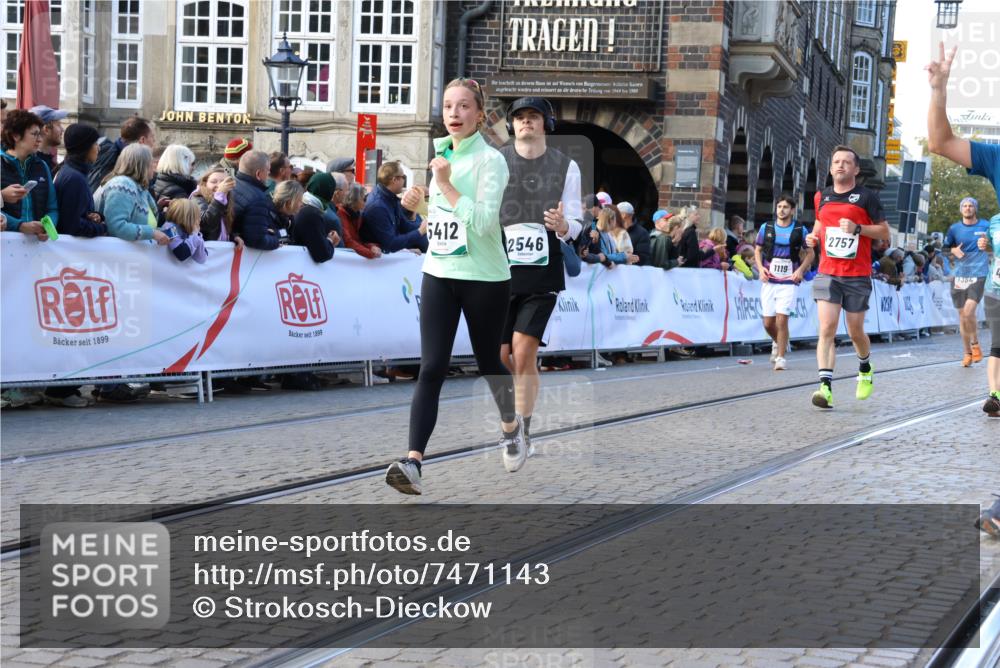 06.10.2024 - 19. swb-Marathon Bremen Strokosch-Dieckow http://msf.ph/oto/7471143 06.10.2024 13:56:40 Ziel 733, 1119, 1364, 2757, 2994, 4313, 4521, 4837, 5412, 5735, 5969, 6159 meine-sportfotos.de