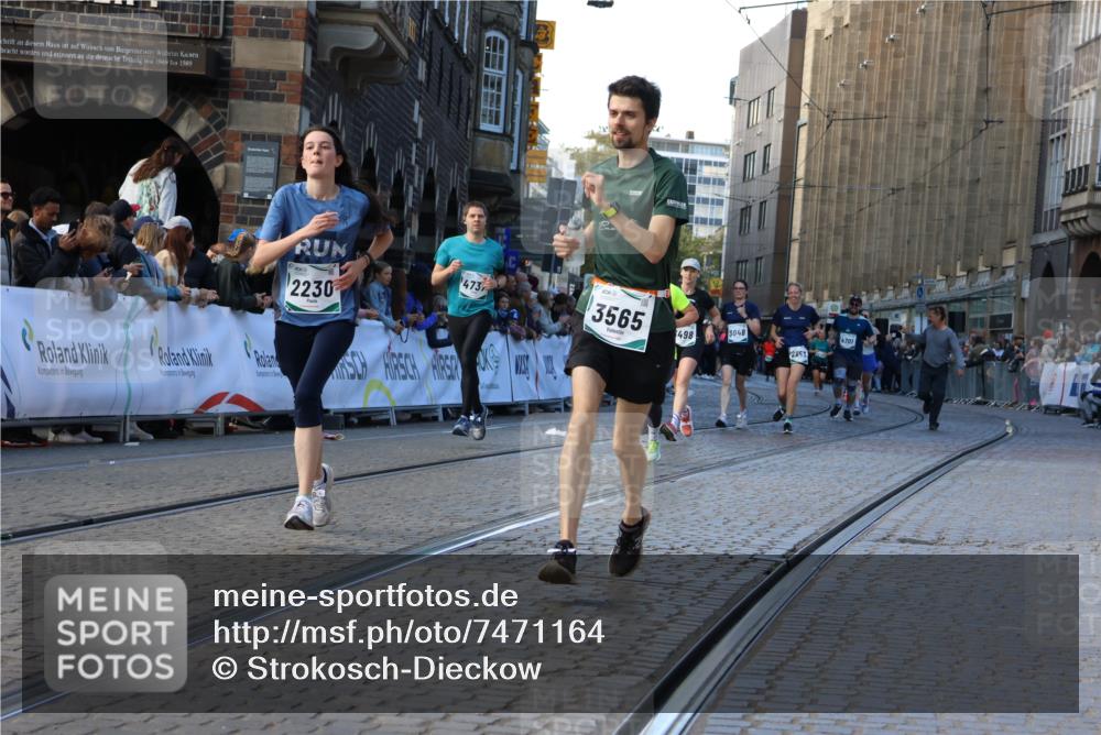 06.10.2024 - 19. swb-Marathon Bremen Strokosch-Dieckow http://msf.ph/oto/7471164 06.10.2024 13:57:22 Ziel 1443, 1444, 1508, 2230, 2853, 3035, 3048, 3498, 3565, 3608, 3966, 4701, 4737, 6869 meine-sportfotos.de
