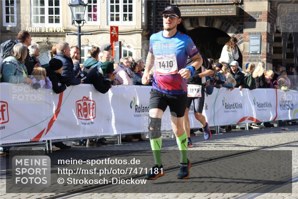 06.10.2024 - 19. swb-Marathon Bremen Strokosch-Dieckow http://msf.ph/oto/7471181 06.10.2024 13:57:50 Ziel 107, 242, 479, 1410, 1428, 1572, 1639, 2413, 2897, 3043, 3840, 4028, 4597, 4601, 5358, 5485, 5539, 6270 meine-sportfotos.de