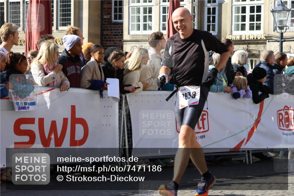 06.10.2024 - 19. swb-Marathon Bremen Strokosch-Dieckow http://msf.ph/oto/7471186 06.10.2024 13:57:53 Ziel 242, 1410, 1428, 1572, 1639, 2413, 2451, 2897, 3043, 3552, 3840, 4028, 4597, 4601, 5358, 5539, 5934, 6270 meine-sportfotos.de