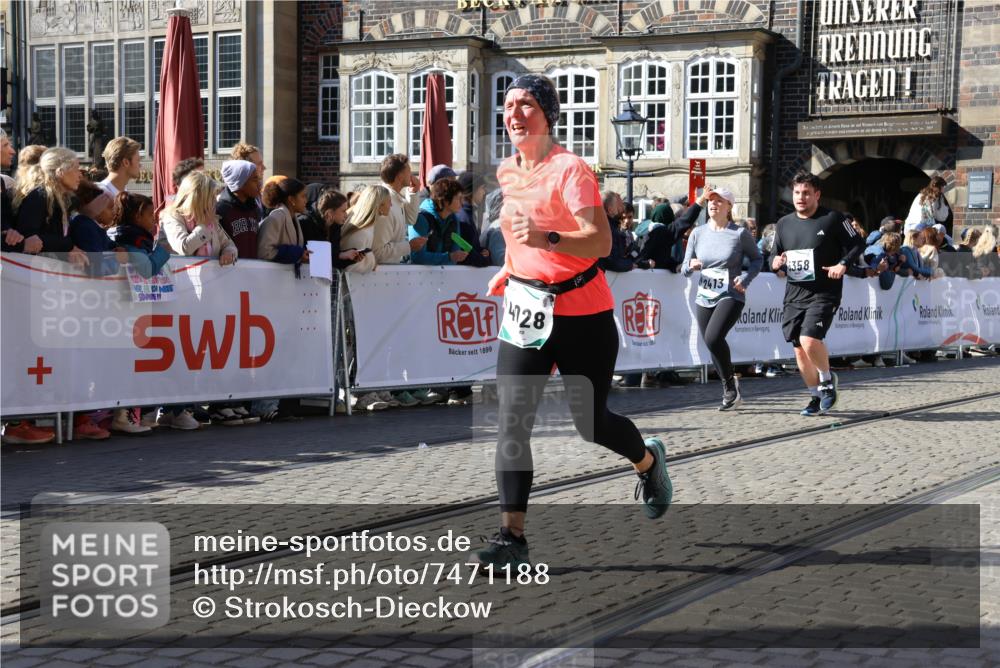 06.10.2024 - 19. swb-Marathon Bremen Strokosch-Dieckow http://msf.ph/oto/7471188 06.10.2024 13:57:55 Ziel 242, 1410, 1428, 1572, 1639, 2413, 2451, 2452, 2897, 3043, 3552, 3840, 4011, 4028, 4597, 4601, 5358, 5539, 5934, 6270 meine-sportfotos.de