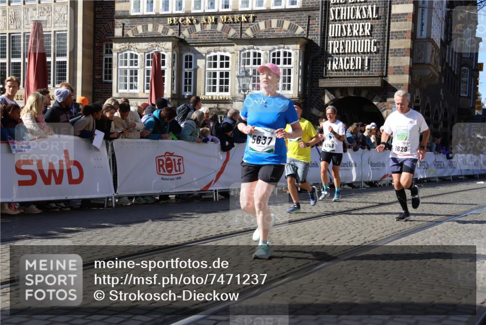 06.10.2024 - 19. swb-Marathon Bremen Strokosch-Dieckow http://msf.ph/oto/7471237 06.10.2024 13:58:38 Ziel 305, 351, 993, 1115, 1328, 1559, 1595, 1629, 2374, 2440, 3634, 3807, 4748, 4840, 5637 meine-sportfotos.de