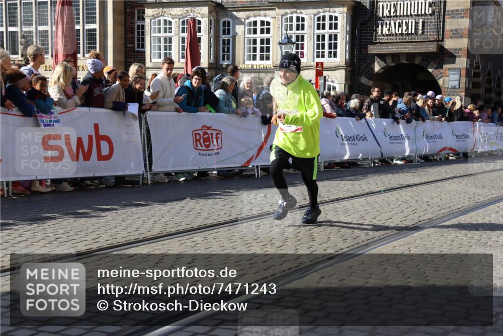 06.10.2024 - 19. swb-Marathon Bremen Strokosch-Dieckow http://msf.ph/oto/7471243 06.10.2024 13:58:43 Ziel 305, 993, 1115, 1328, 1394, 1559, 1595, 1629, 2038, 3634, 3807, 4748 meine-sportfotos.de