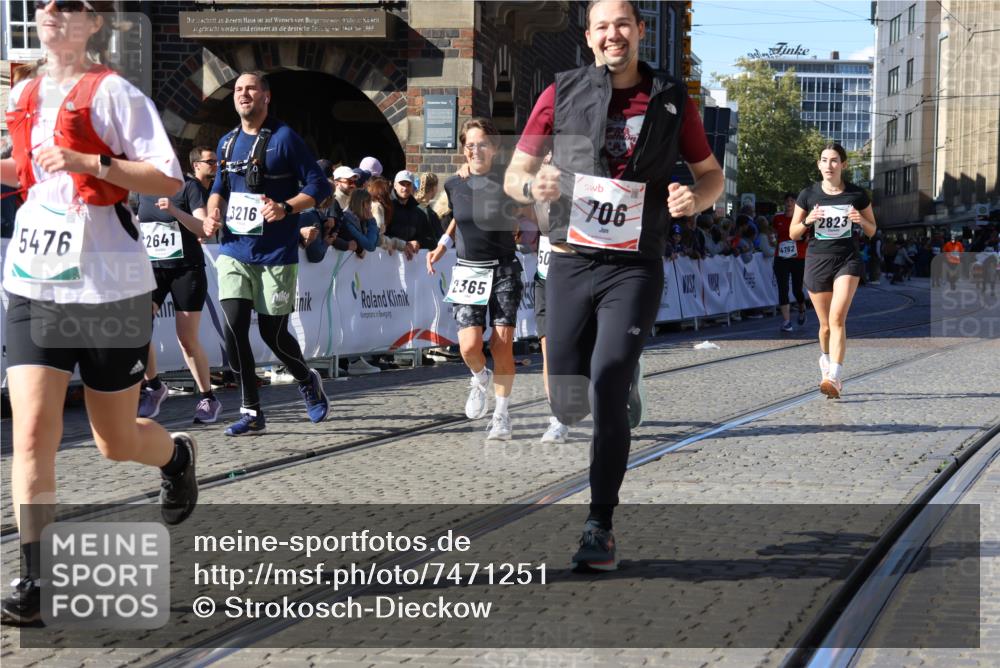 06.10.2024 - 19. swb-Marathon Bremen Strokosch-Dieckow http://msf.ph/oto/7471251 06.10.2024 13:59:08 Ziel 188, 706, 2365, 2641, 2823, 3216, 3808, 3809, 4423, 4762, 5031, 5476, 6554 meine-sportfotos.de