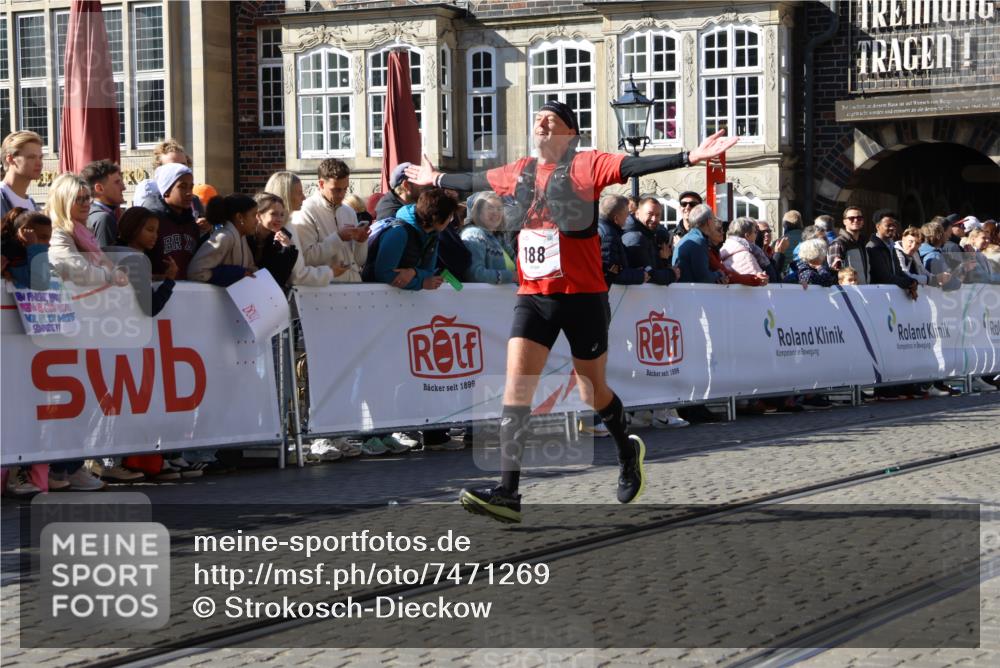 06.10.2024 - 19. swb-Marathon Bremen Strokosch-Dieckow http://msf.ph/oto/7471269 06.10.2024 13:59:20 Ziel 188, 2434, 2919, 4423, 4762, 6203, 6669 meine-sportfotos.de