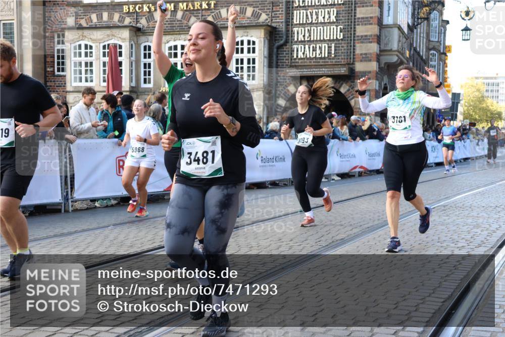 06.10.2024 - 19. swb-Marathon Bremen Strokosch-Dieckow http://msf.ph/oto/7471293 06.10.2024 13:59:42 Ziel 116, 507, 1395, 2327, 3034, 3075, 3161, 3276, 3481, 3919, 4816, 4937, 5125, 5495, 5741, 5776, 5968, 6177, 6193, 6898 meine-sportfotos.de