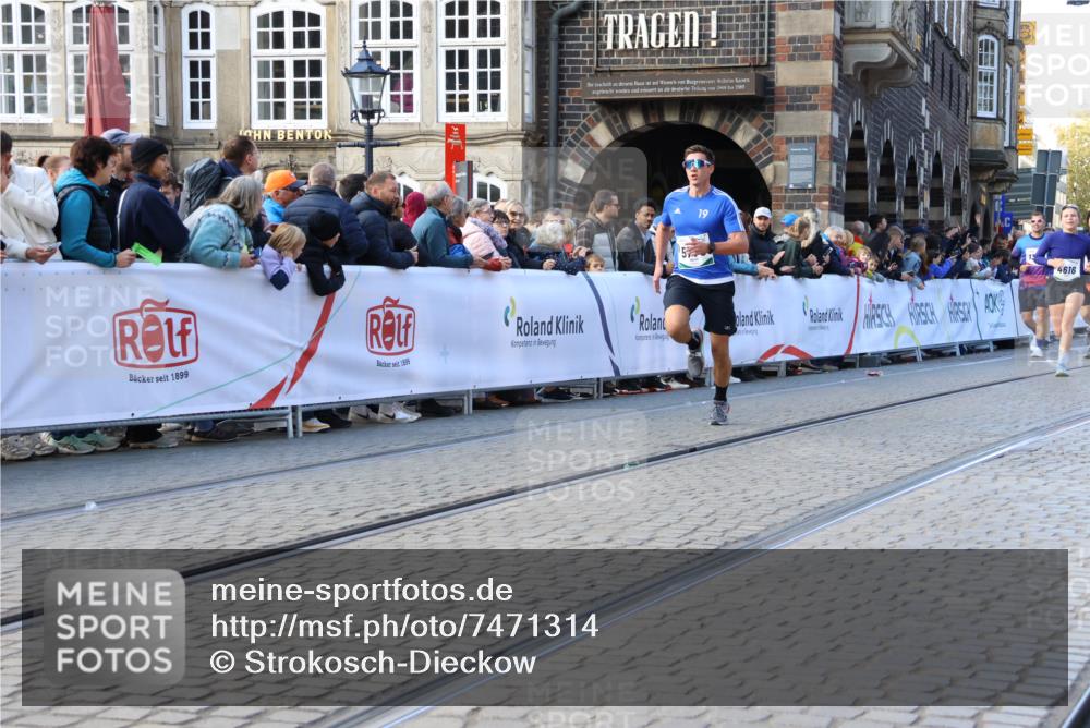 06.10.2024 - 19. swb-Marathon Bremen Strokosch-Dieckow http://msf.ph/oto/7471314 06.10.2024 13:59:56 Ziel 80, 406, 811, 911, 1061, 1282, 1386, 1395, 2068, 2327, 3034, 3088, 3119, 4616, 4913, 4937, 5064, 5125, 5776, 5787, 6790, 6821, 6898 meine-sportfotos.de