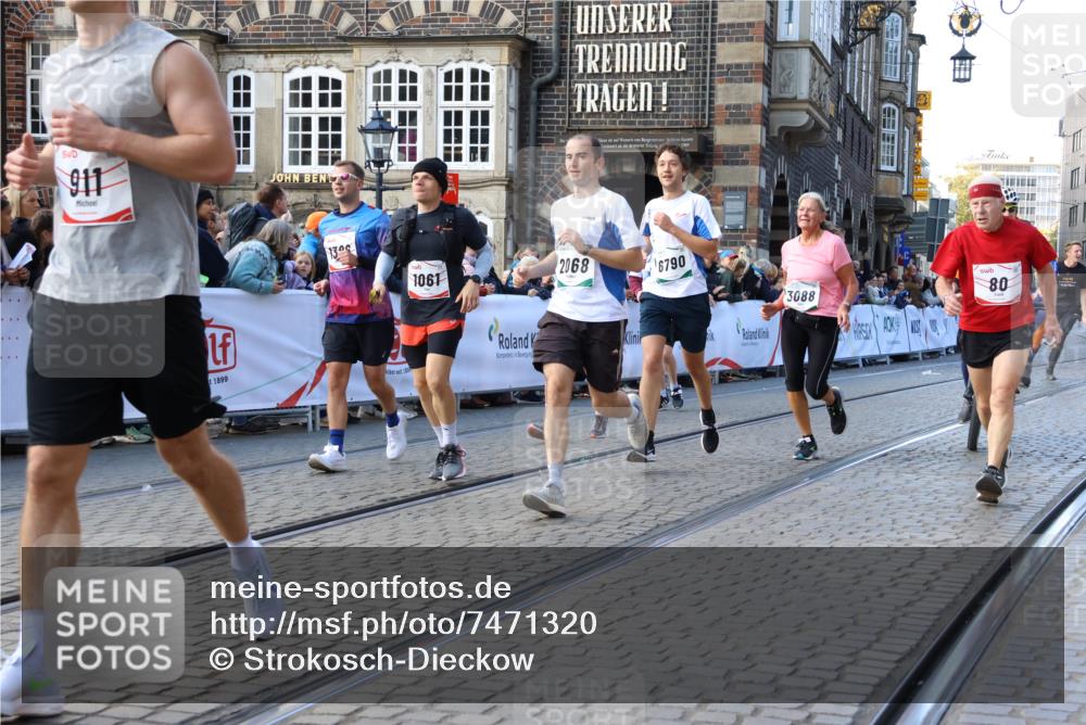 06.10.2024 - 19. swb-Marathon Bremen Strokosch-Dieckow http://msf.ph/oto/7471320 06.10.2024 14:00:03 Ziel 80, 406, 691, 811, 911, 978, 1061, 1282, 1386, 2068, 2998, 3088, 3119, 3992, 4616, 4913, 5064, 5309, 5310, 5787, 6790, 6821 meine-sportfotos.de