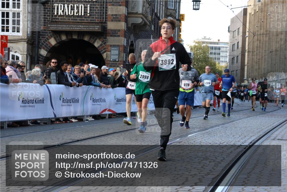 06.10.2024 - 19. swb-Marathon Bremen Strokosch-Dieckow http://msf.ph/oto/7471326 06.10.2024 14:00:13 Ziel 691, 978, 1175, 1486, 2448, 2998, 3101, 3554, 3609, 3618, 3811, 3812, 3992, 5309, 5310, 5354, 6282 meine-sportfotos.de