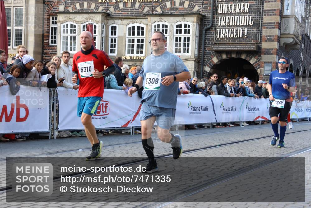 06.10.2024 - 19. swb-Marathon Bremen Strokosch-Dieckow http://msf.ph/oto/7471335 06.10.2024 14:00:19 Ziel 691, 978, 1175, 1486, 2448, 2959, 2998, 3101, 3554, 3609, 3618, 3811, 3812, 3992, 4014, 5309, 5310, 5354, 6282, 6671 meine-sportfotos.de