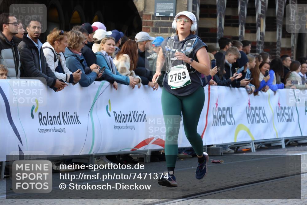 06.10.2024 - 19. swb-Marathon Bremen Strokosch-Dieckow http://msf.ph/oto/7471374 06.10.2024 14:00:58 Ziel 719, 765, 2047, 2789, 3312, 3355, 3695, 3749, 4060, 4627, 4650, 5417 meine-sportfotos.de