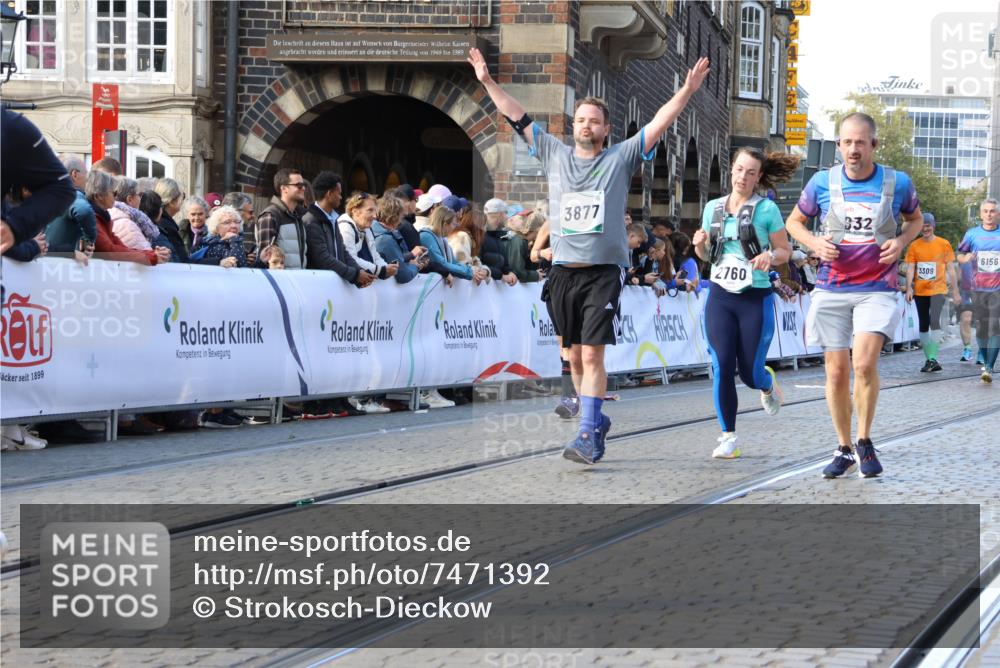 06.10.2024 - 19. swb-Marathon Bremen Strokosch-Dieckow http://msf.ph/oto/7471392 06.10.2024 14:01:14 Ziel 832, 1166, 2047, 2056, 2760, 3094, 3309, 3310, 3695, 3749, 3877, 4060, 6156, 6168 meine-sportfotos.de