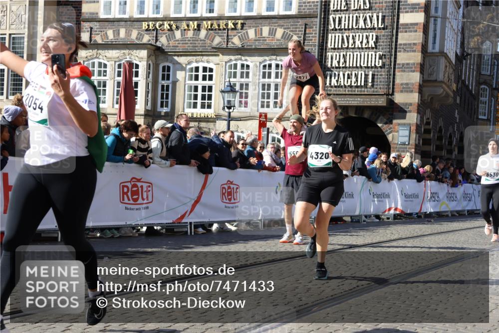 06.10.2024 - 19. swb-Marathon Bremen Strokosch-Dieckow http://msf.ph/oto/7471433 06.10.2024 14:02:04 Ziel 311, 974, 2027, 2054, 2588, 3742, 4086, 4320, 4341, 4343, 4746, 4825, 5563, 5778, 6291, 6326, 6530, 6977 meine-sportfotos.de