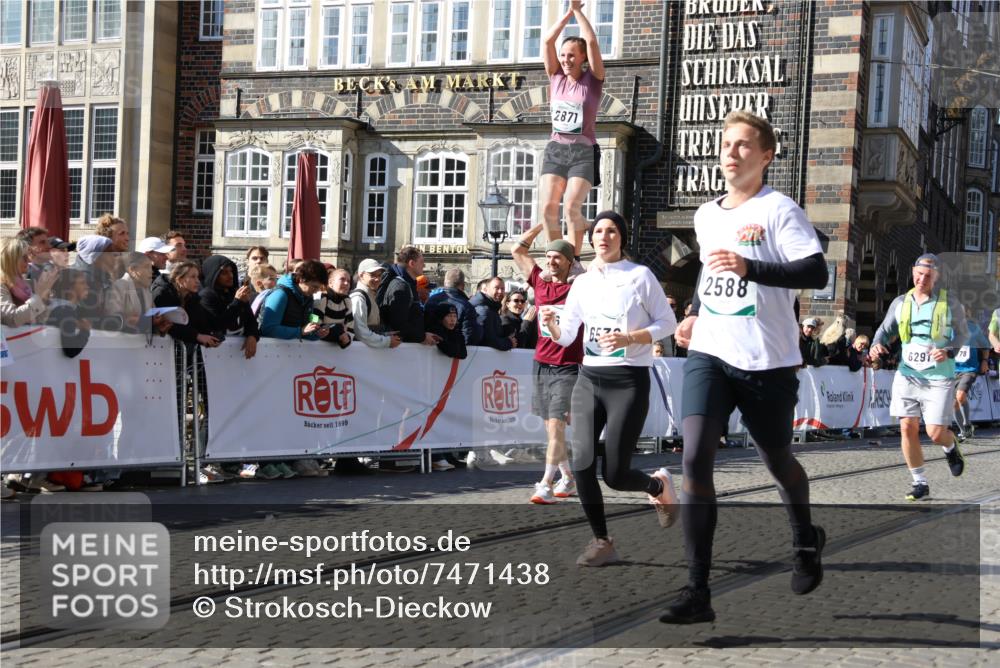 06.10.2024 - 19. swb-Marathon Bremen Strokosch-Dieckow http://msf.ph/oto/7471438 06.10.2024 14:02:07 Ziel 311, 974, 1340, 2027, 2054, 2588, 3742, 4086, 4320, 4341, 4343, 4746, 5563, 5778, 6291, 6326, 6530 meine-sportfotos.de