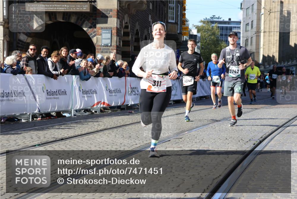 06.10.2024 - 19. swb-Marathon Bremen Strokosch-Dieckow http://msf.ph/oto/7471451 06.10.2024 14:02:18 Ziel 311, 974, 1340, 2357, 2362, 3513, 3742, 4341, 4385, 4390, 5010, 5563, 5778, 5841, 5980 meine-sportfotos.de