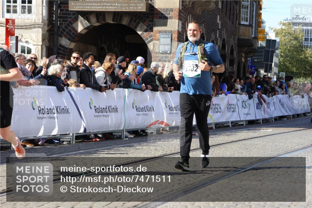 06.10.2024 - 19. swb-Marathon Bremen Strokosch-Dieckow http://msf.ph/oto/7471511 06.10.2024 14:03:14 Ziel 820, 1636, 2102, 2394, 2506, 2508, 2593, 3233, 3234, 3669, 3864, 4006, 4254, 6253 meine-sportfotos.de