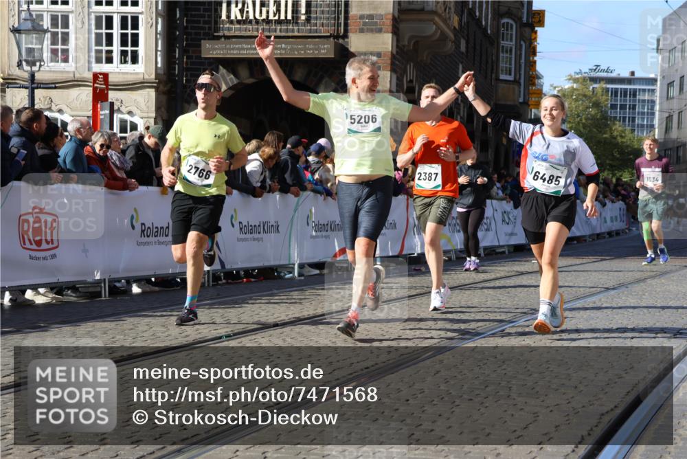 06.10.2024 - 19. swb-Marathon Bremen Strokosch-Dieckow http://msf.ph/oto/7471568 06.10.2024 14:04:18 Ziel 467, 792, 1034, 2352, 2387, 2612, 2766, 2776, 3964, 5206, 5261, 5680, 6002, 6485 meine-sportfotos.de