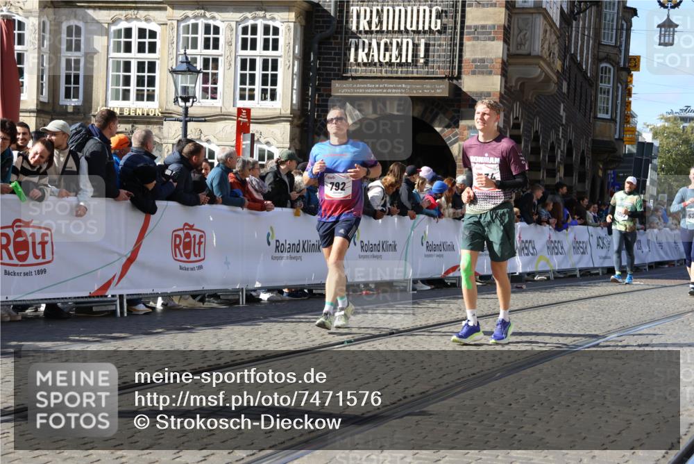 06.10.2024 - 19. swb-Marathon Bremen Strokosch-Dieckow http://msf.ph/oto/7471576 06.10.2024 14:04:24 Ziel 792, 934, 1034, 2387, 2776, 3448, 3964, 4055, 5206, 5261, 5680, 6002, 6337, 6485 meine-sportfotos.de