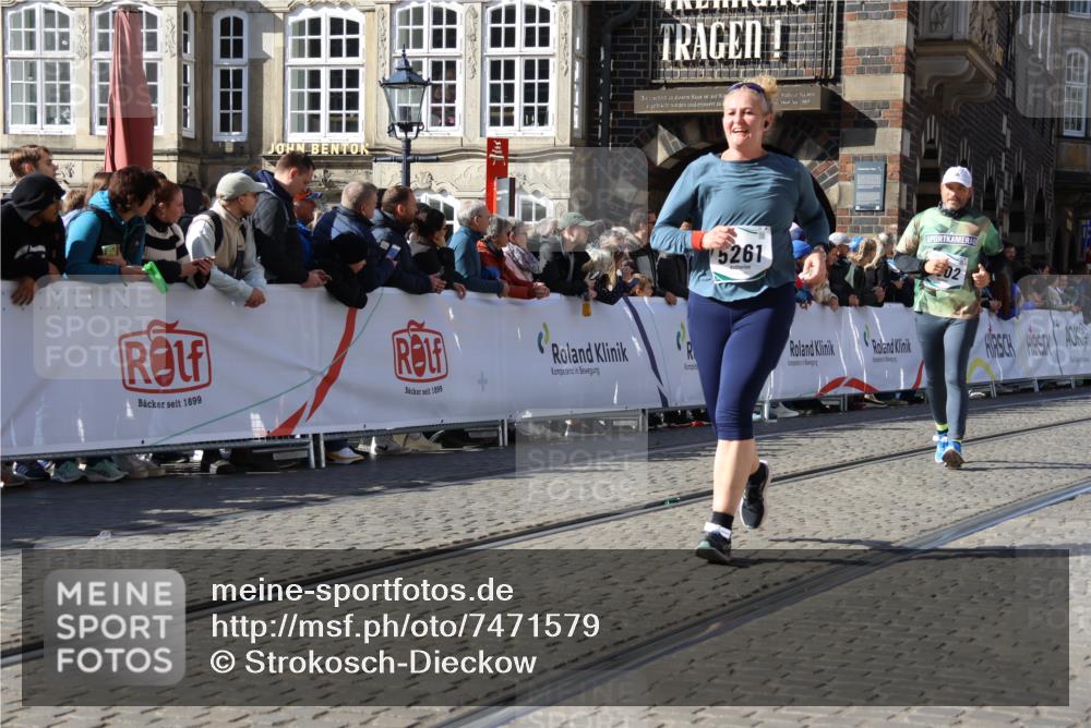 06.10.2024 - 19. swb-Marathon Bremen Strokosch-Dieckow http://msf.ph/oto/7471579 06.10.2024 14:04:28 Ziel 792, 934, 1034, 2457, 2776, 3448, 4055, 4493, 5261, 5680, 6002, 6242, 6337 meine-sportfotos.de