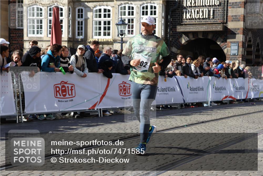 06.10.2024 - 19. swb-Marathon Bremen Strokosch-Dieckow http://msf.ph/oto/7471585 06.10.2024 14:04:31 Ziel 792, 934, 1034, 2457, 2776, 3448, 4055, 4493, 5261, 6002, 6242, 6337 meine-sportfotos.de