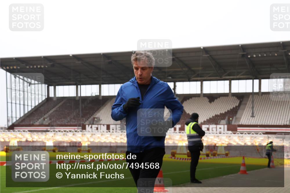 08.12.2024 - St. Pauli X-Mass-Run No. 14 Yannick Fuchs http://msf.ph/oto/7494568 08.12.2024 10:54:00 Ziel 88, 101, 648, 2181 meine-sportfotos.de