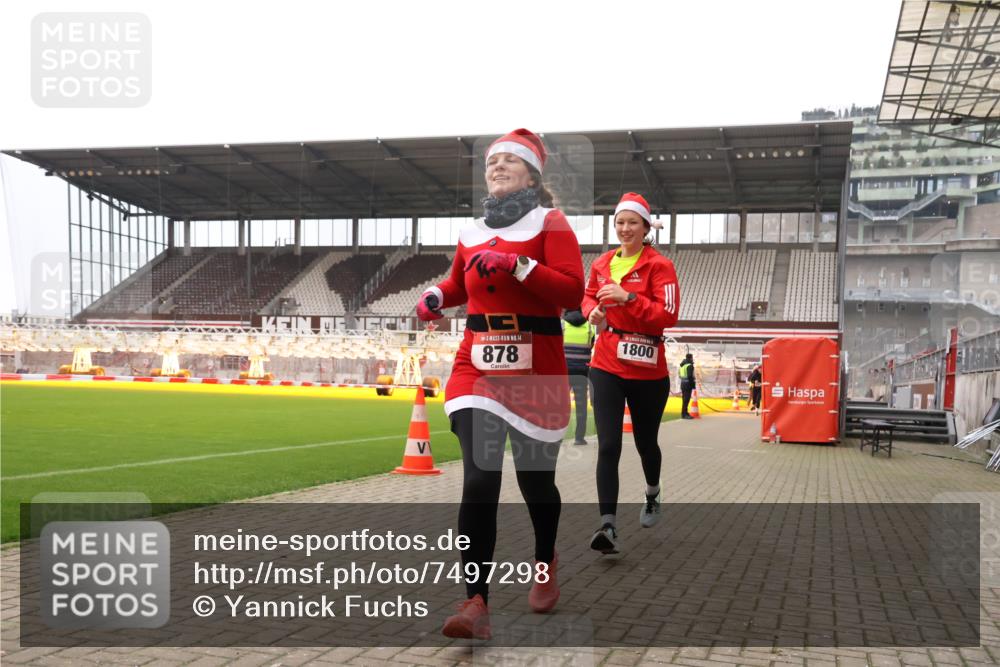 08.12.2024 - St. Pauli X-Mass-Run No. 14 Yannick Fuchs http://msf.ph/oto/7497298 08.12.2024 10:59:15 Ziel 124, 496, 506, 515, 534, 878, 1361, 1800 meine-sportfotos.de