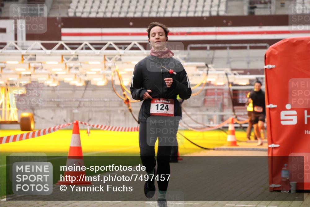 08.12.2024 - St. Pauli X-Mass-Run No. 14 Yannick Fuchs http://msf.ph/oto/7497457 08.12.2024 10:59:30 Ziel 124, 496, 506, 515, 534, 664, 686, 1748, 1842, 1848 meine-sportfotos.de